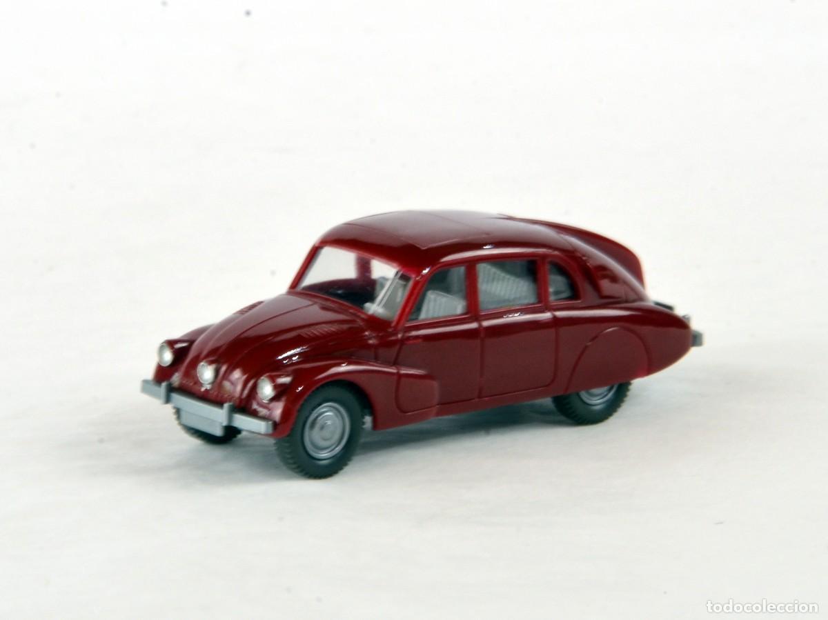 Coches a escala: Wiking Escala H0 1:87 Tatra 87 Burdeos