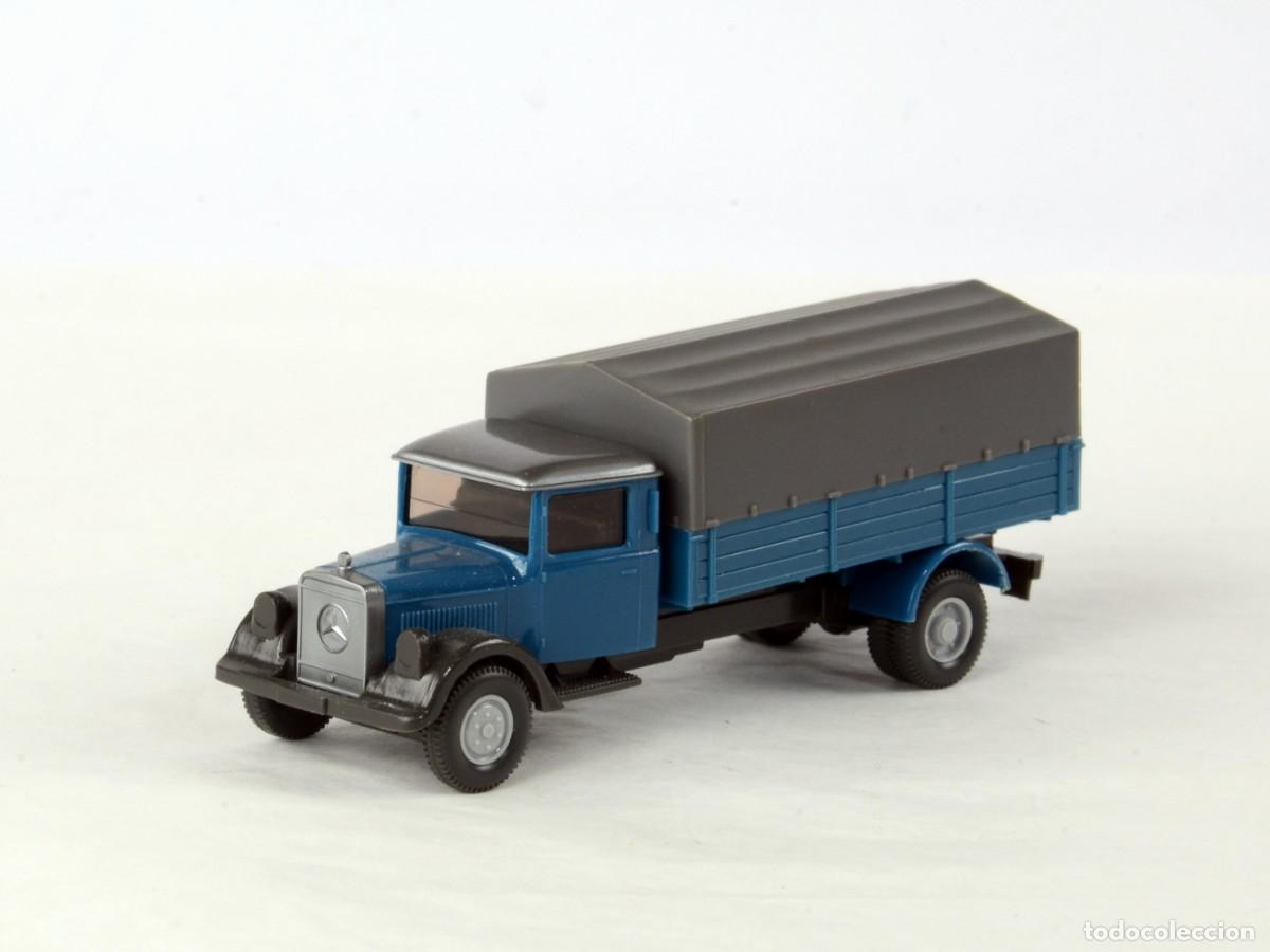 Coches a escala: Wiking Escala 1:87 H0 Cami&oacute;n Mercedes Benz L2500 Azul y Gris