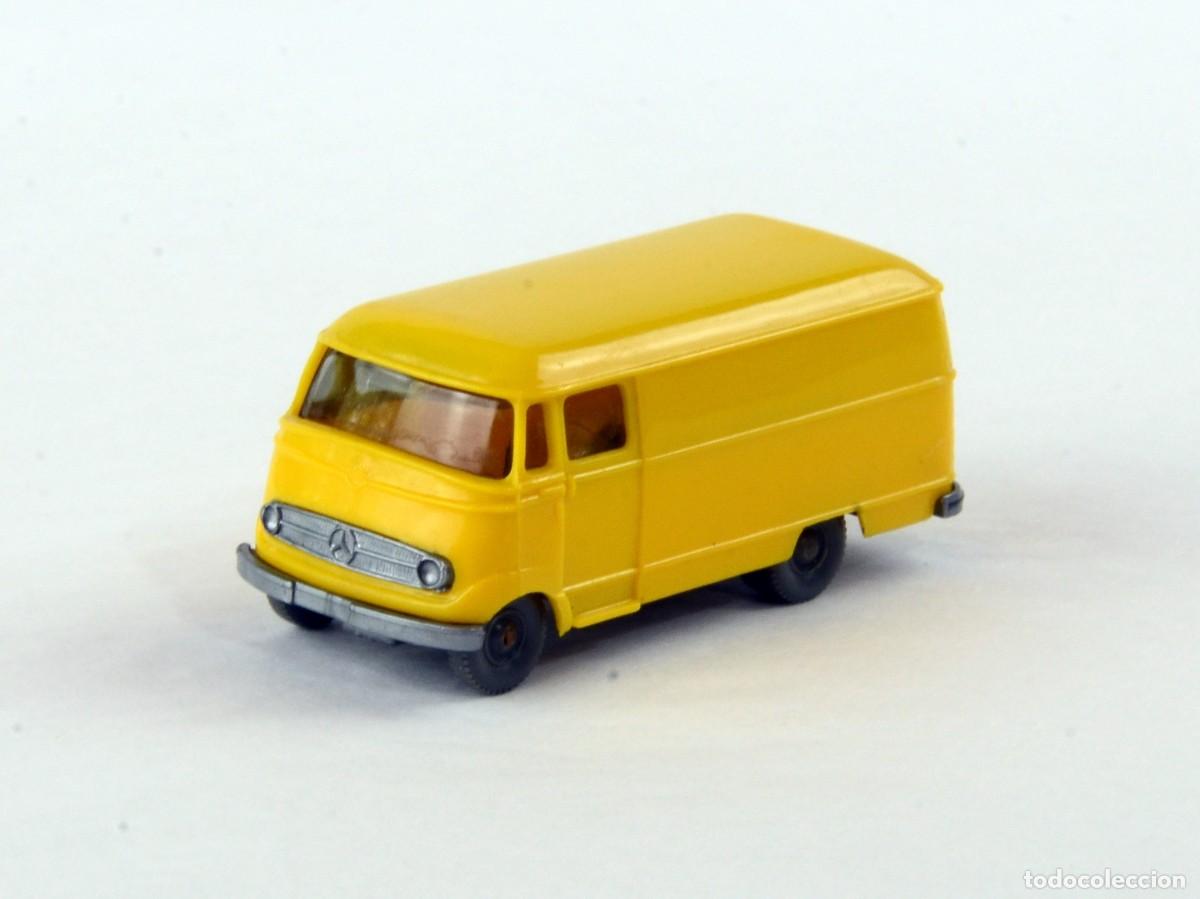 Coches a escala: Wiking Escala 1:87 HO Antigua Furgoneta Mercedes Benz L319 1959 - 64 Amarillo