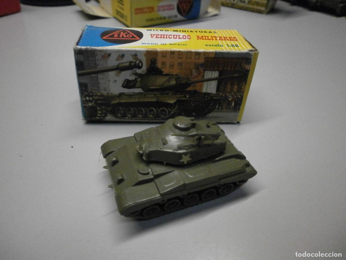 Coches a escala: micro miniaturas eko 1:88 vehiculos militares con caja walker bulldog usa