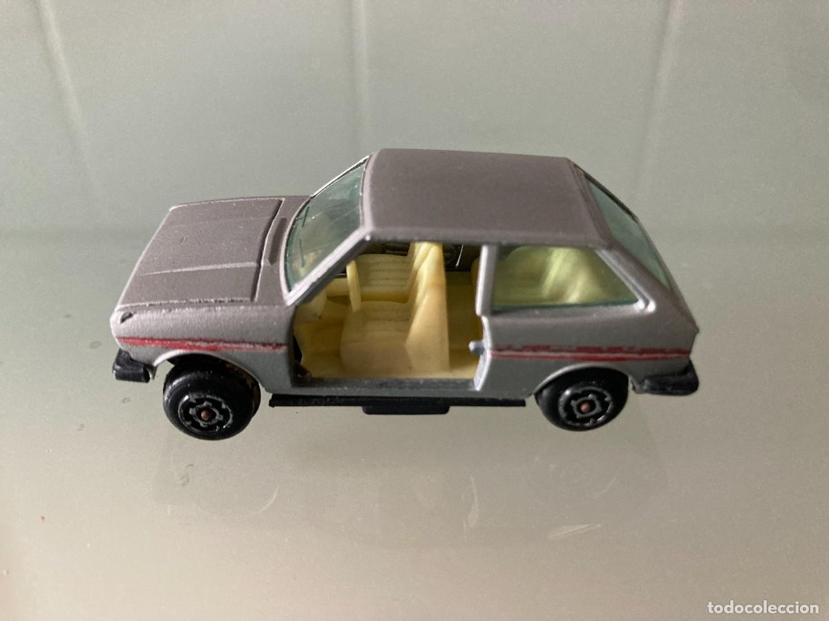 Coches a escala: COCHE FORD FIESTA COLECCION CAMPEON &ndash; GUISVAL N&ordm; 9 &ndash; SIN CAJA