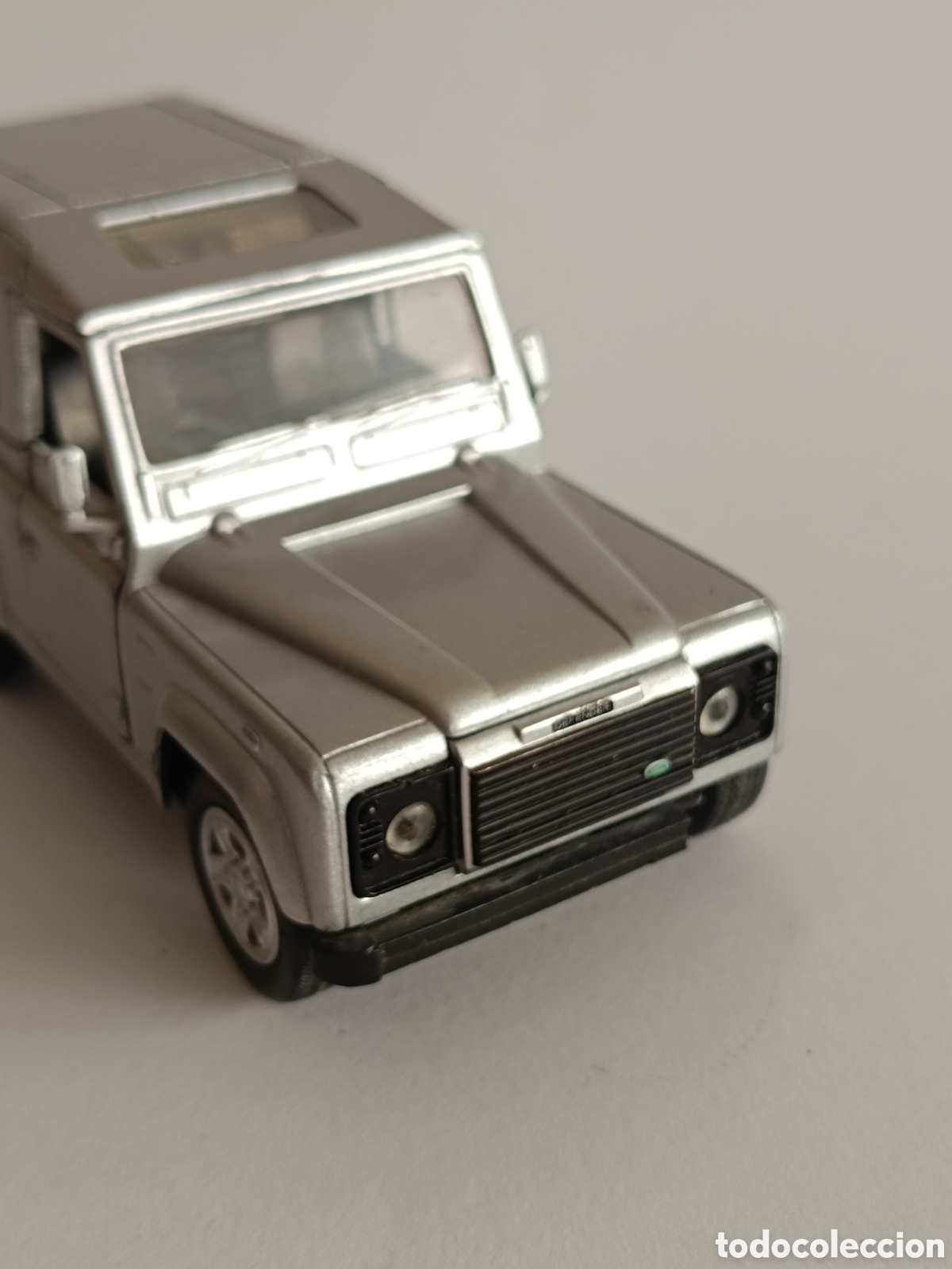 Coches a escala: Land Rover Defender gris 2004 NewRay - Foto 2