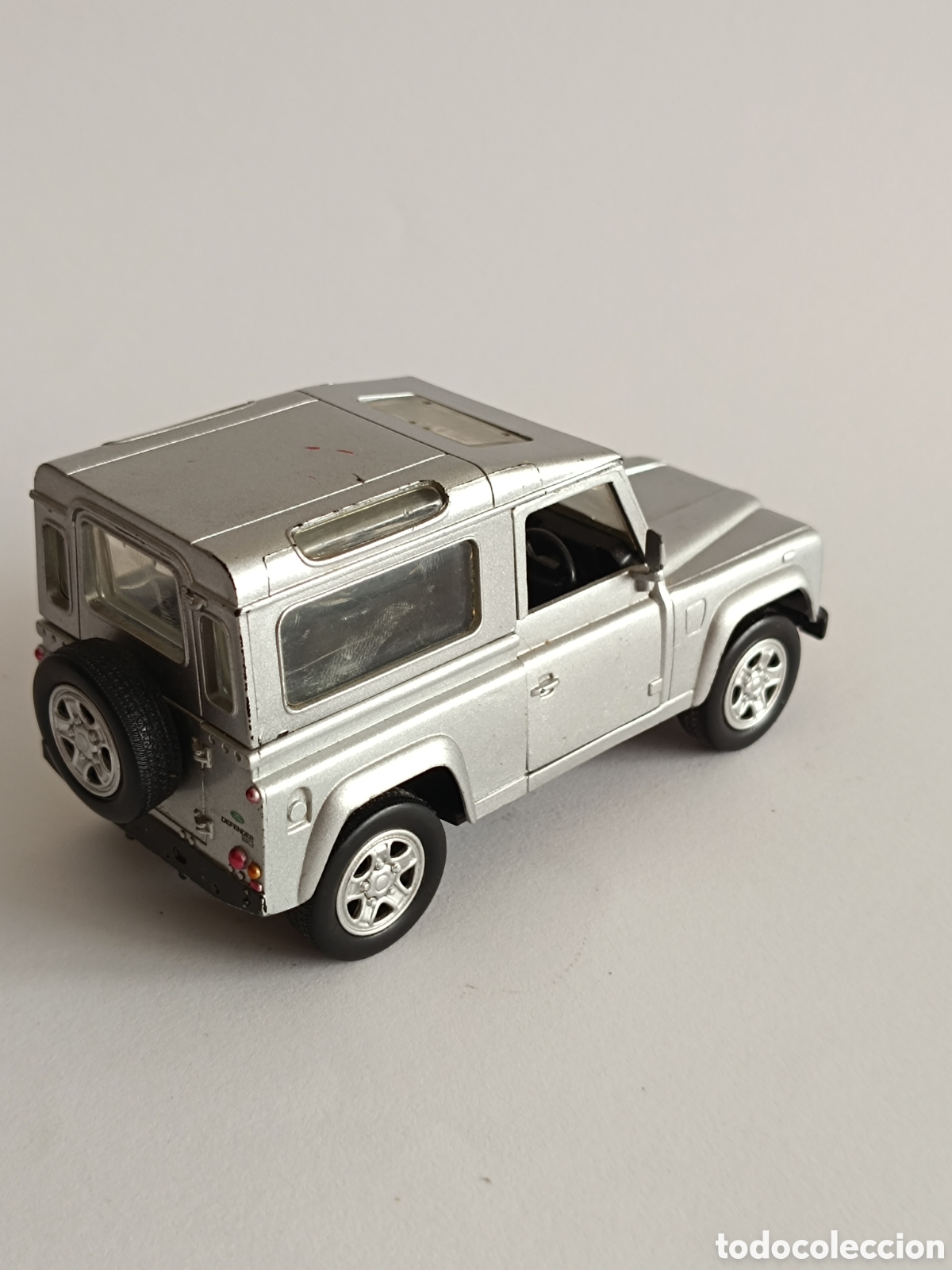 Coches a escala: Land Rover Defender gris 2004 NewRay - Foto 3
