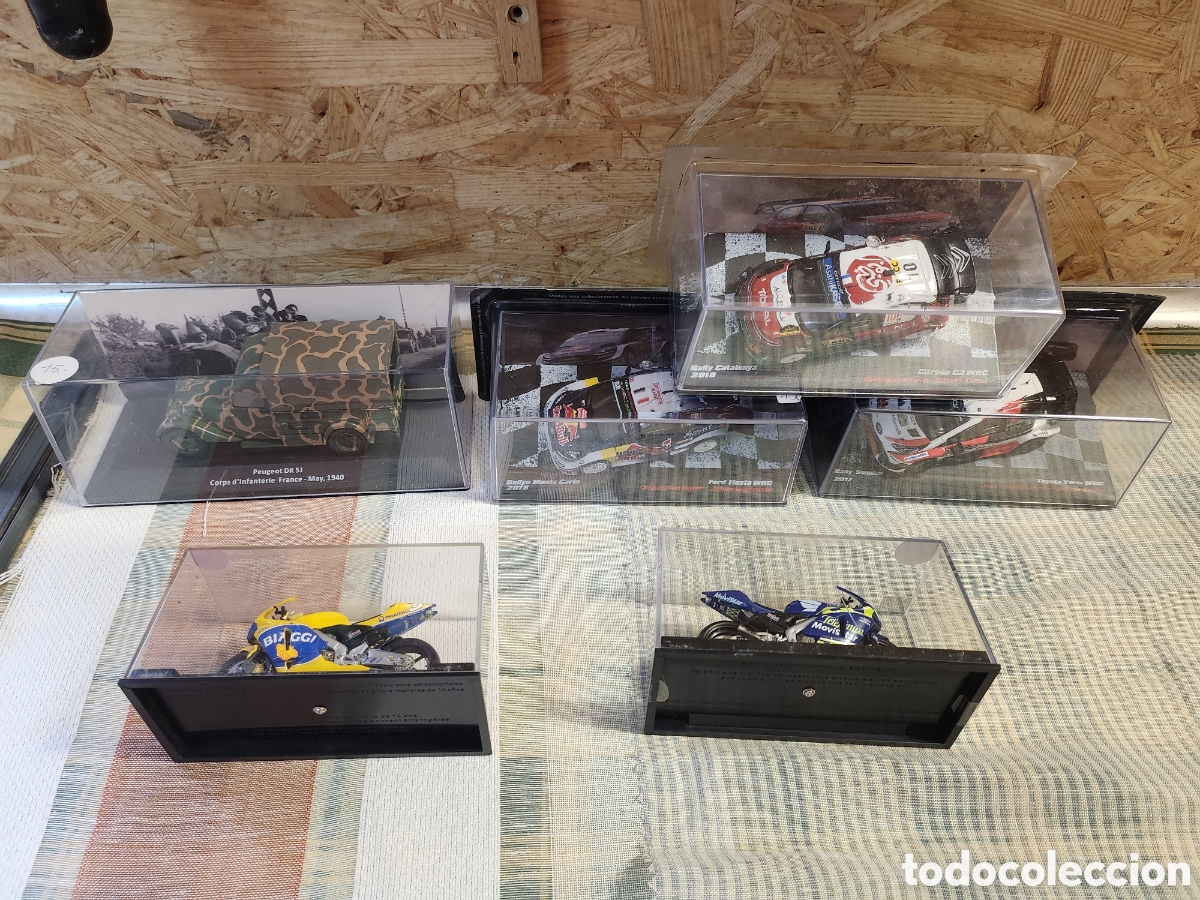 Coches a escala: Lote 3 coches de carreras, 2 motos y un cami&oacute;n II guerra mundial Frances