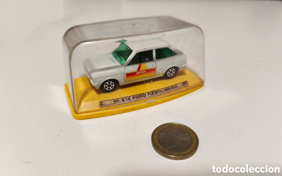 Coches a escala: Coche miniatura Ford Fiesta Iberia Pilen 1:64