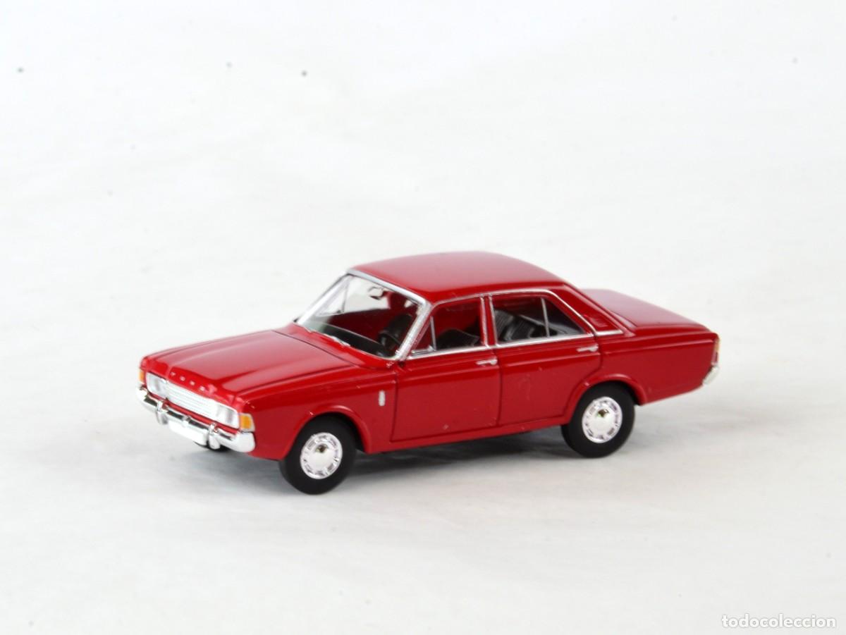 Coches a escala: Brekina TD Escala 1:87 H0 Ford 17M P7B Rojo con Caja