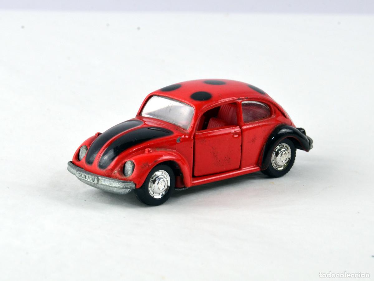 Coches a escala: Schuco Escala 1:66 Volkswagen 1302S Mariquita