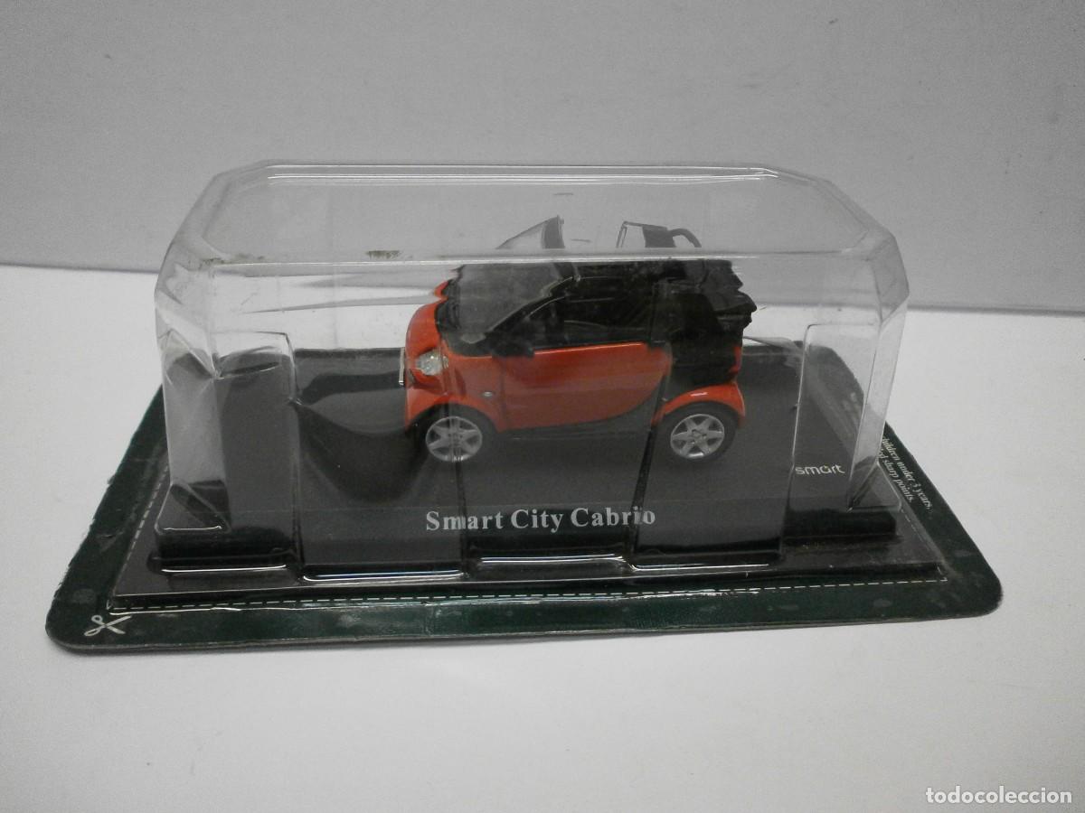 Coches a escala: coche smart city cabrio