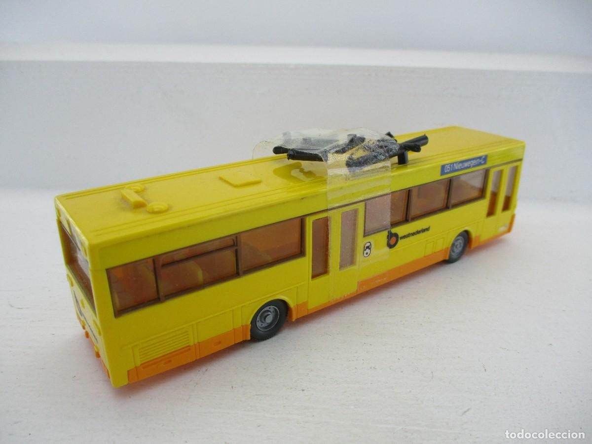 Coches a escala: AUTOBUS ESCALA 1:87 REF C-8 - Foto 2