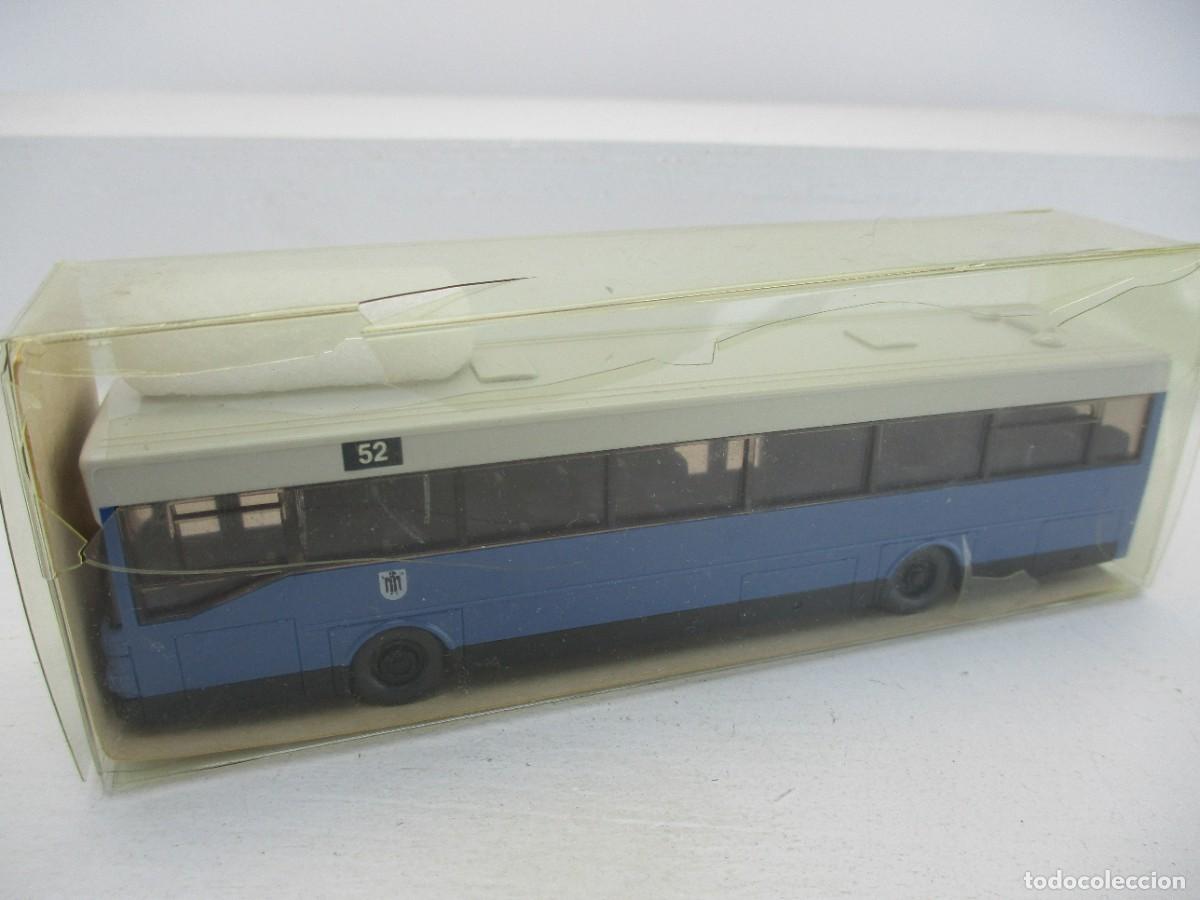 Coches a escala: AUTOBUS ESCALA 1:87 REF C-8 - Foto 1