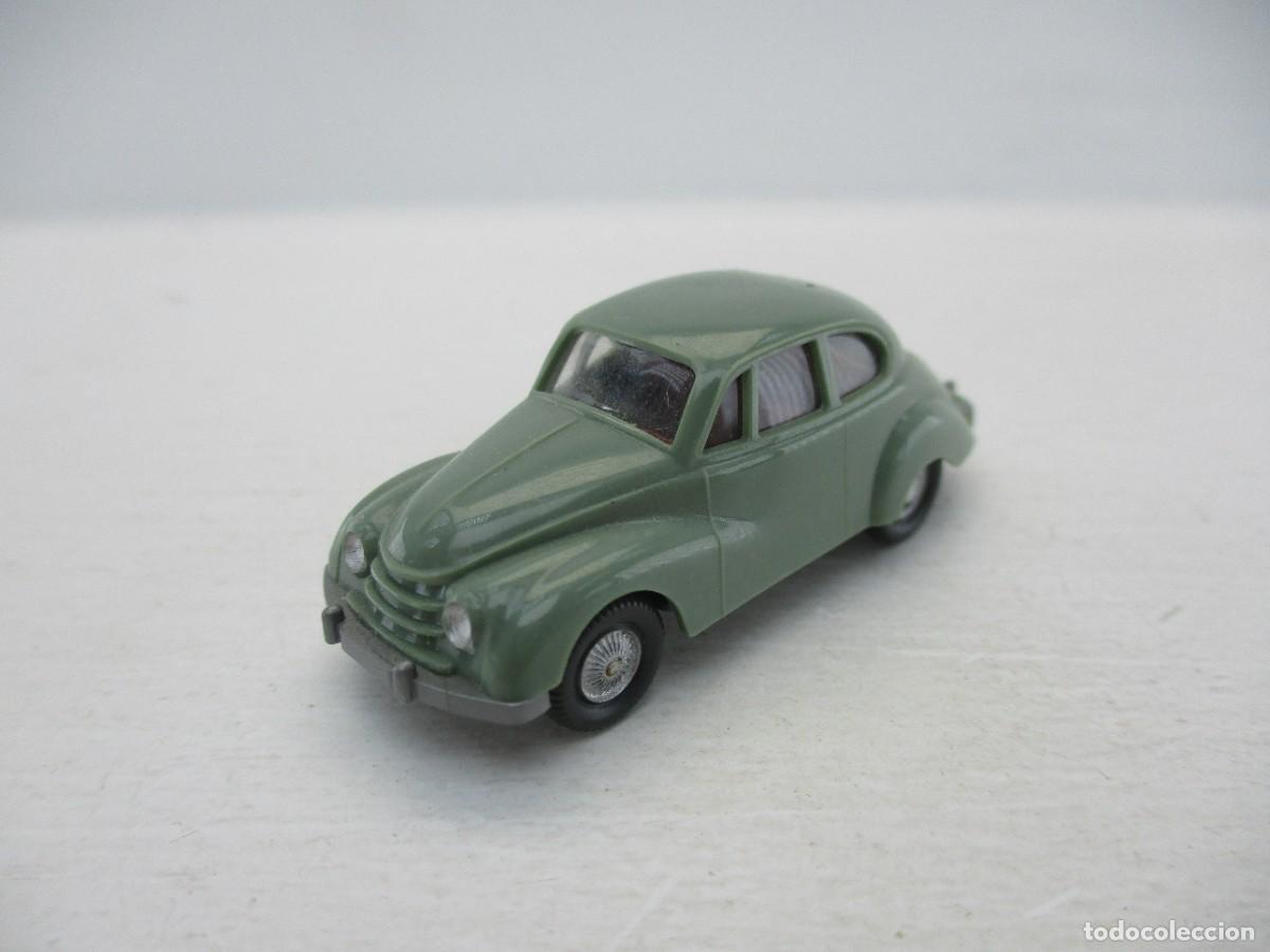 Coches a escala: COCHE ESCALA 1:87 REF C-5