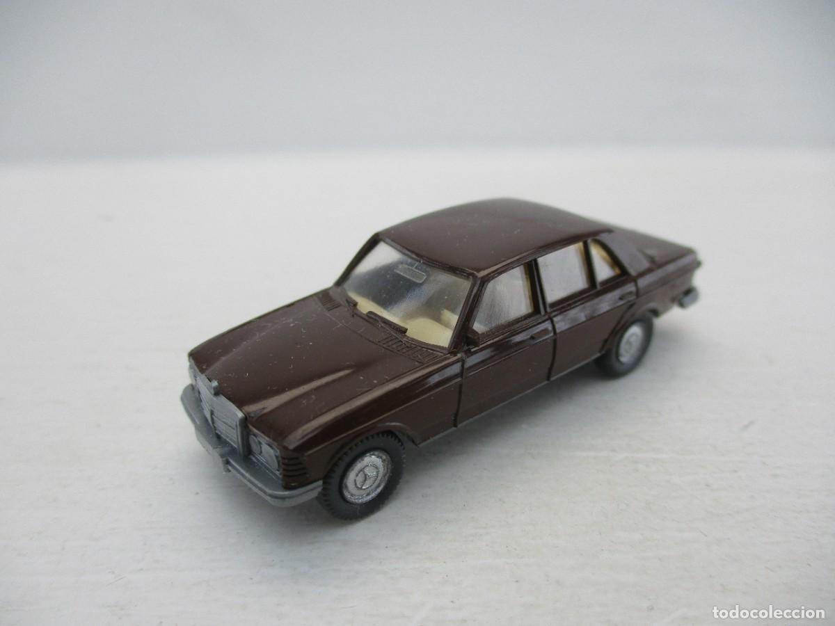 Coches a escala: COCHE ESCALA 1:87 REF C-5