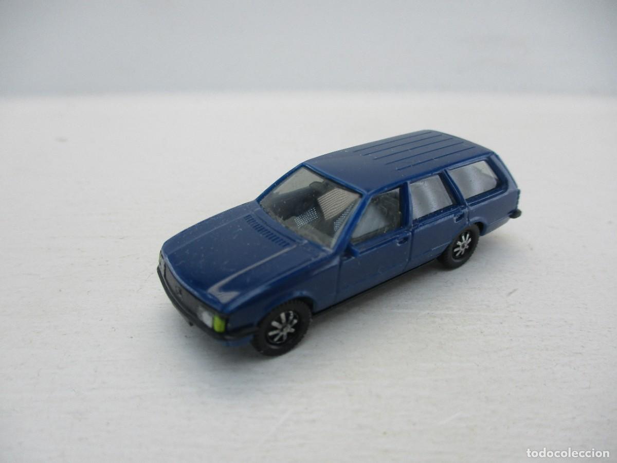 Coches a escala: COCHE ESCALA 1:87 REF C-5
