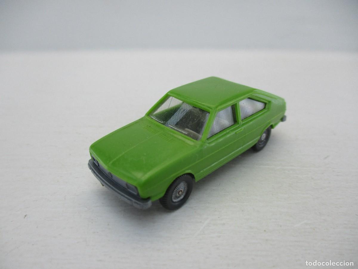 Coches a escala: COCHE ESCALA 1:87 REF C-5 - Foto 1