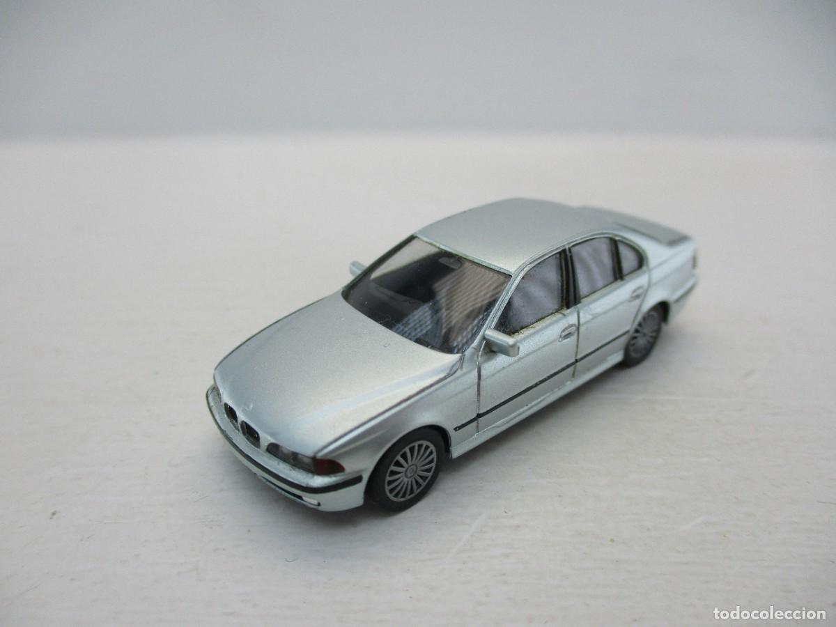 Coches a escala: COCHE ESCALA 1:87 REF C-5