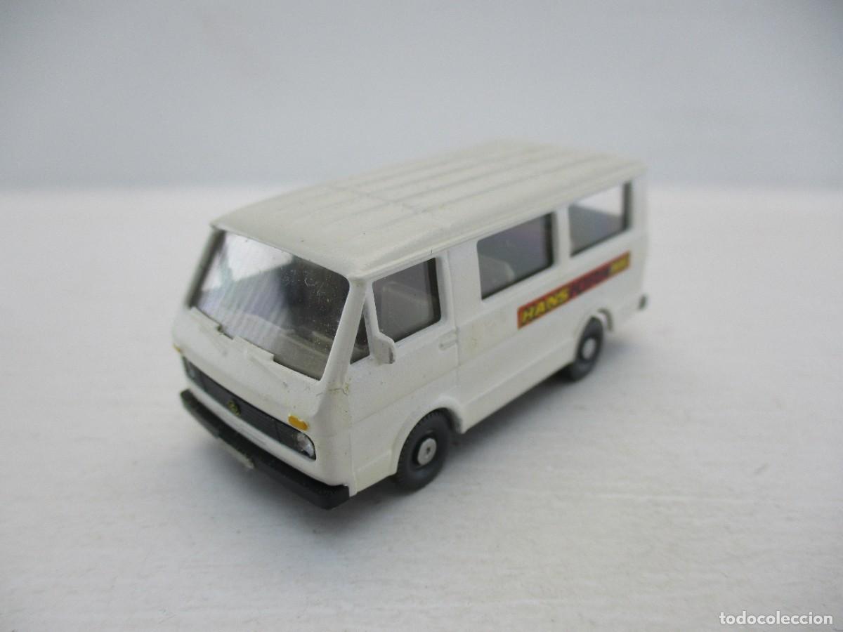 Coches a escala: COCHE ESCALA 1:87 REF C-5