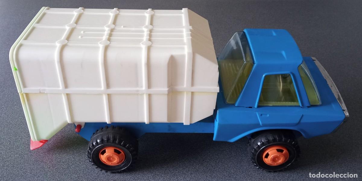 Coches a escala: Cami&oacute;n Molto a&ntilde;os 70 - Foto 2