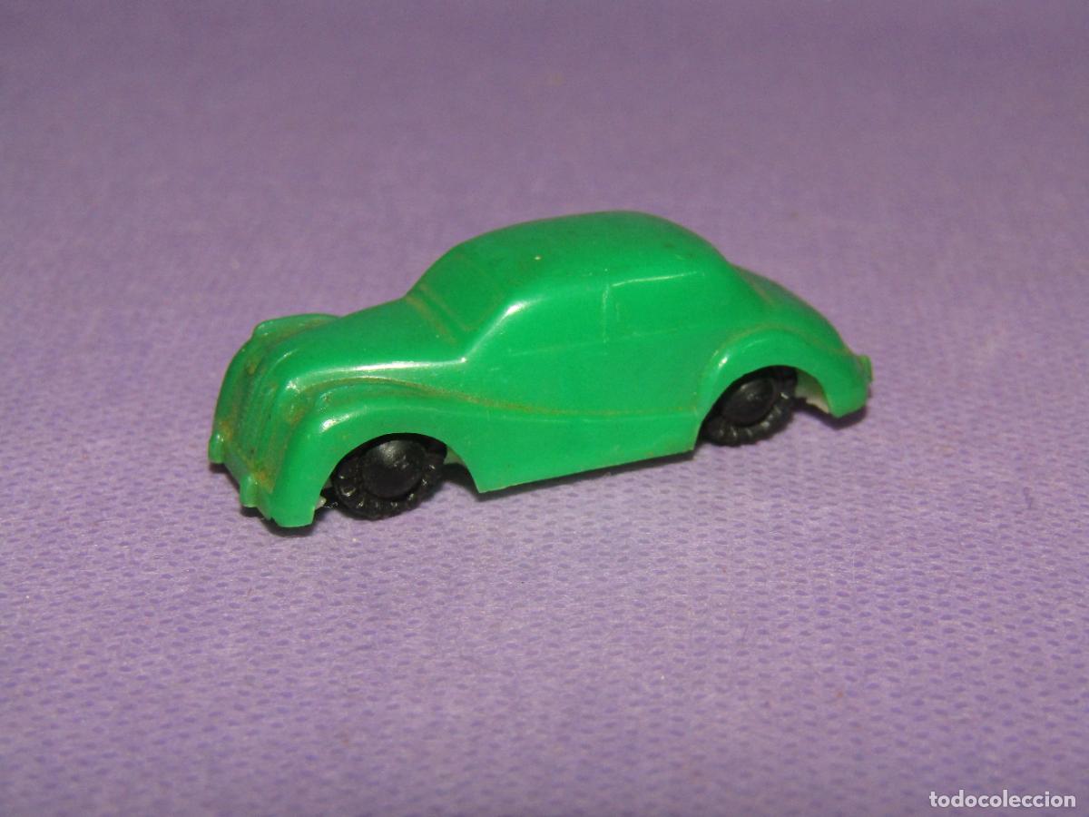 Coches a escala: Antiguo BMW en Pl&aacute;stico Cristalino Escala 1/87 Aprox.