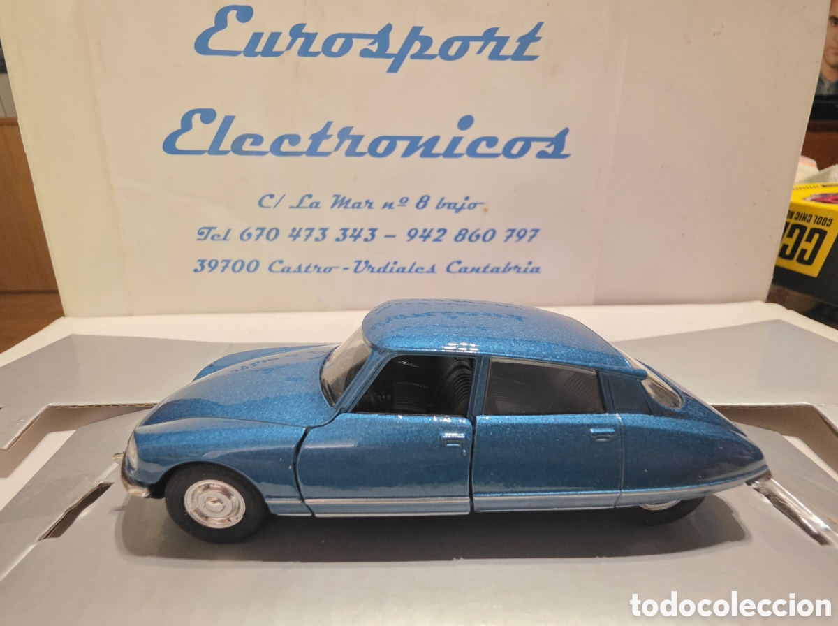 Coches a escala: Citro&euml;n DS23 1973 escala 1/34-39