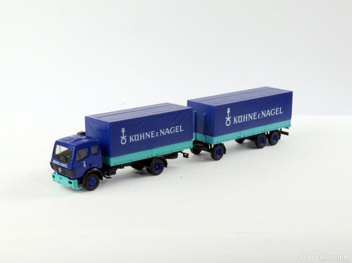Auto in scala: Roco Escala 1:87 H0 1577 Cami&oacute;n Mercedes Benz SK 1838 con Remolque K&uuml;hne & Nagel Impecable con Caja