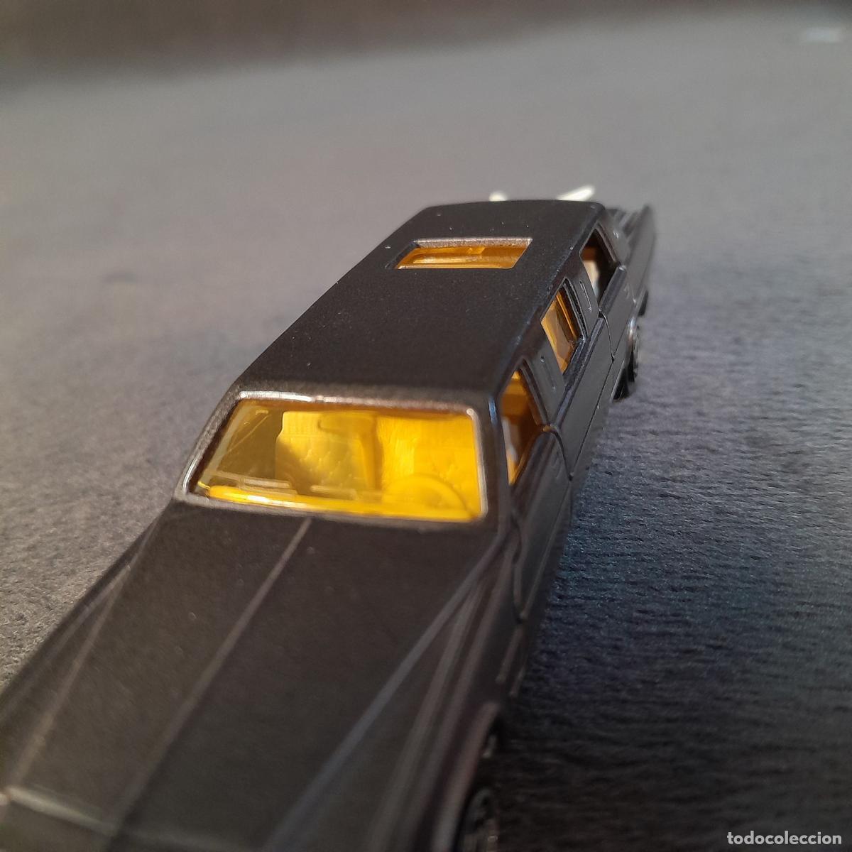 Coches a escala: CH-352. LIMOUSINE. MAJORETTE. 1978 - Foto 6