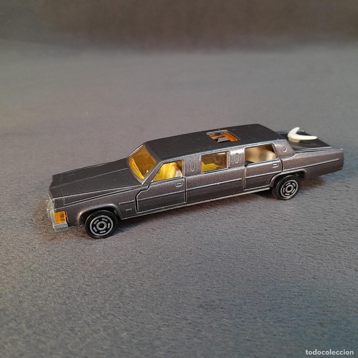 Carros em escala: CH-352. LIMOUSINE. MAJORETTE. 1978