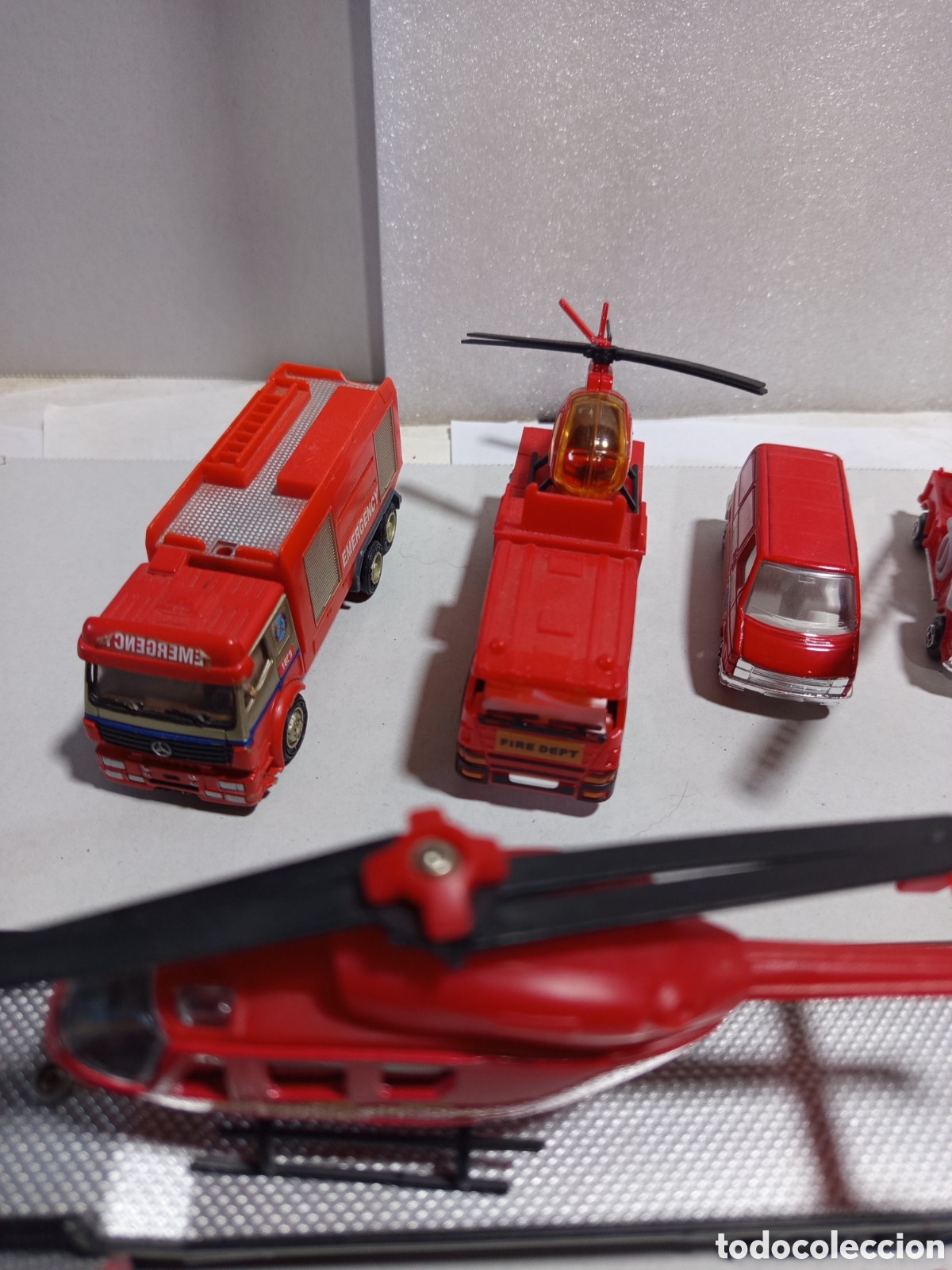Coches a escala: Varios veh&iacute;culos de bomberos - Foto 3