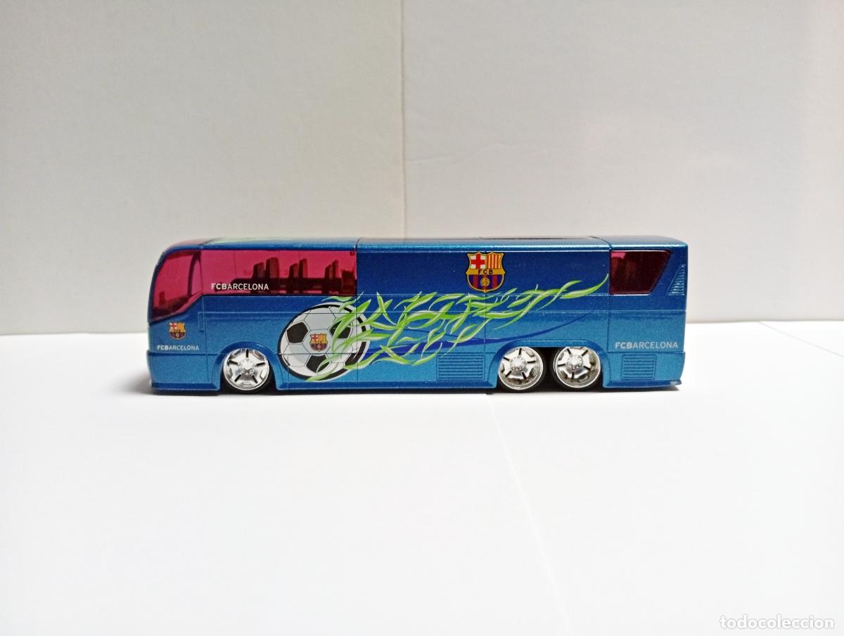 Modellautos: AUTOCAR BUS AUTOBUS BAR&Ccedil;A F.C.B. F&Uacute;TBOL CLUB BARCELONA - MAISTO MINIATURA ESCUDO FCBARCELONA METAL