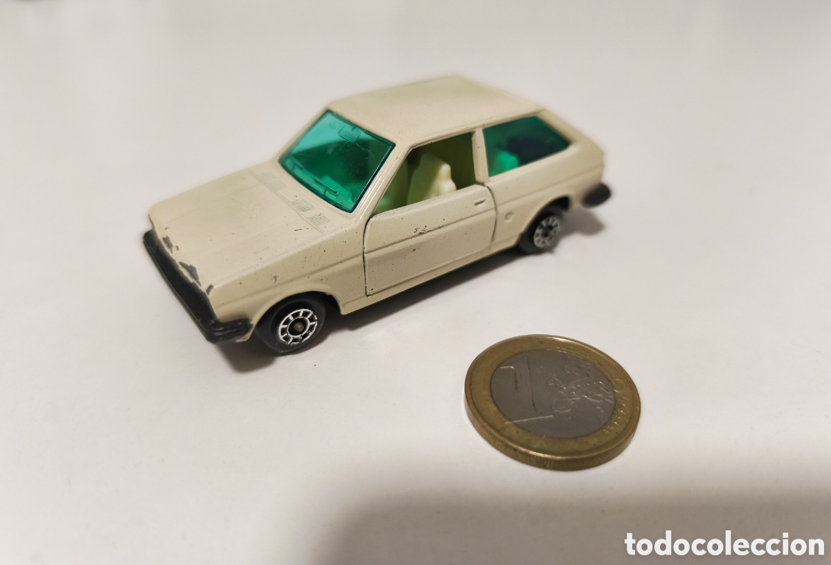 Auto in scala: Ford Fiesta Guiloy Escala 1/64