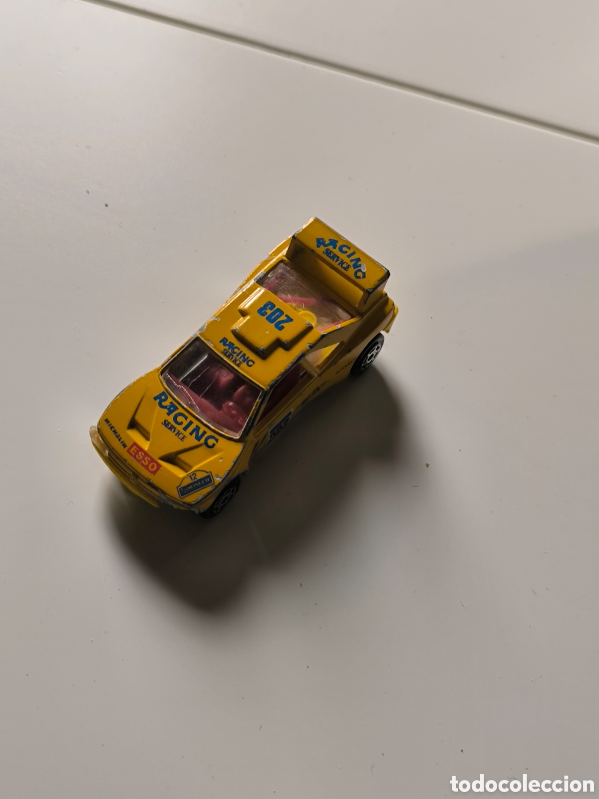 Coches a escala: Coche Majorette Peugeot 405 T16 Amarillo