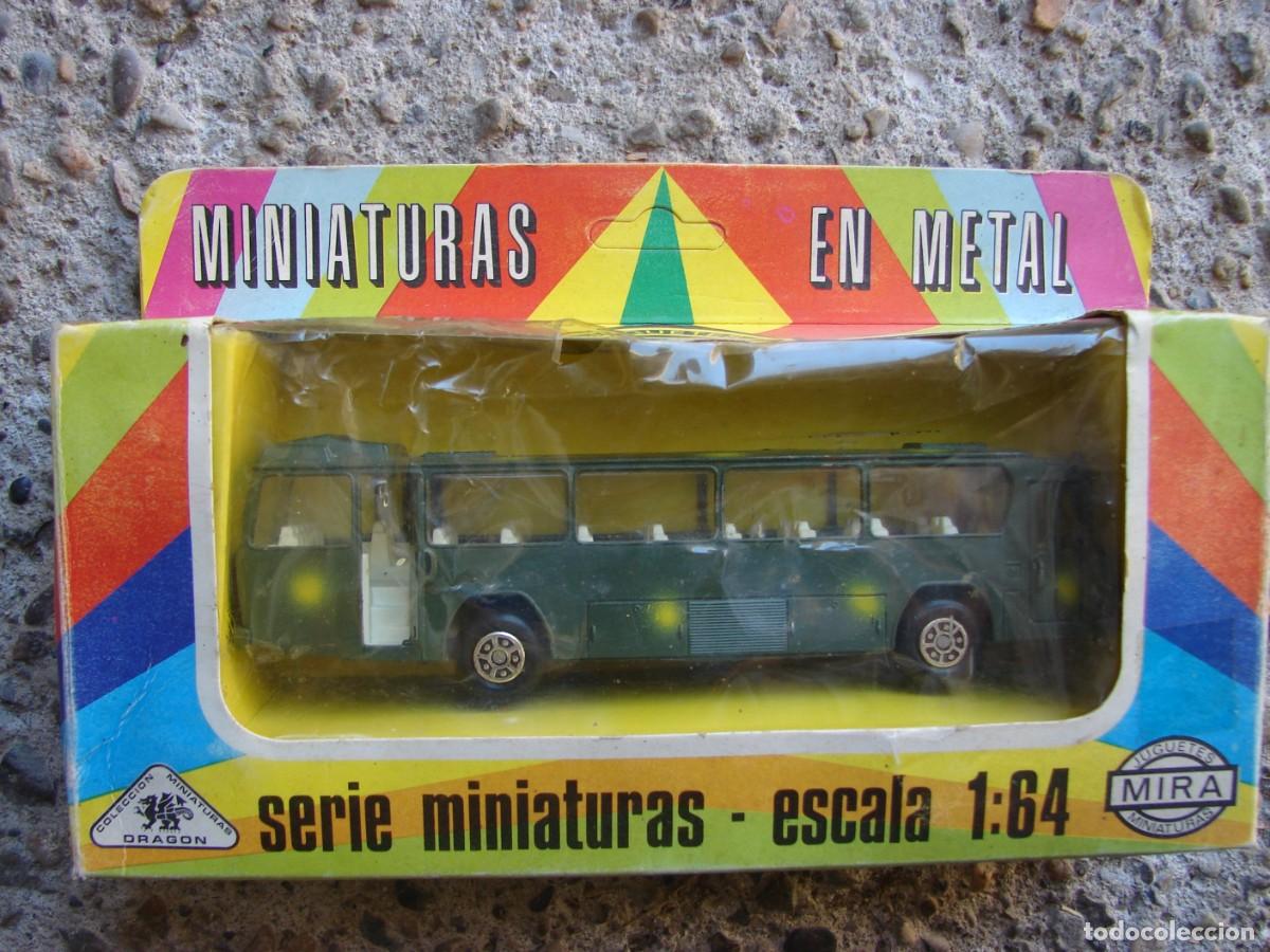 Coches a escala: AUTOBUS MILITAR A ESCALA 1/64 - MIRA