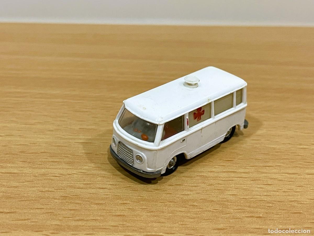 Coches a escala: FURGONETA MICRO MINIATURAS EKO H0 1/88 n&ordm; 2029 - AMBULANCIA FORD FK 1000