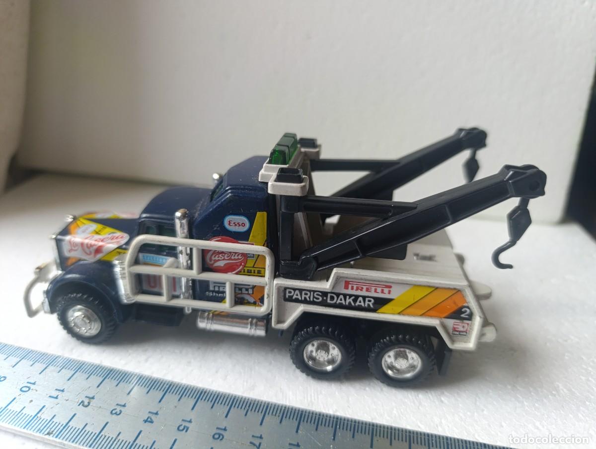 Coches a escala: CAMION KENWORTH - ESC.1/53 - ESPA&Ntilde;A - GUISVAL - ( ROTO GUARDABARROS ) COCHE