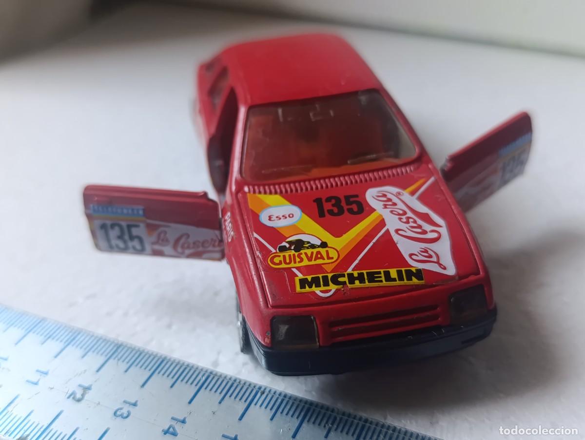 Coches a escala: FORD SIERRA - ESC.1/33 - ESPA&Ntilde;A - GUISVAL - ( FALTA ALERON ) COCHE