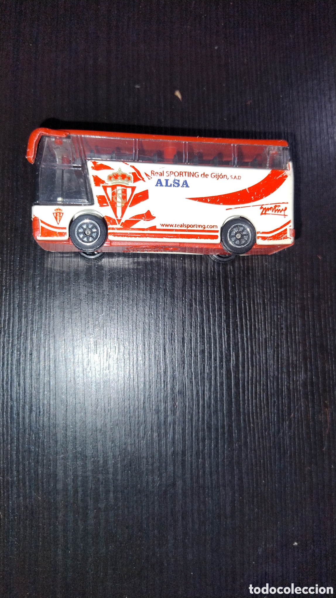 Coches a escala: Replica autocar alta real Sporting de Gij&oacute;n