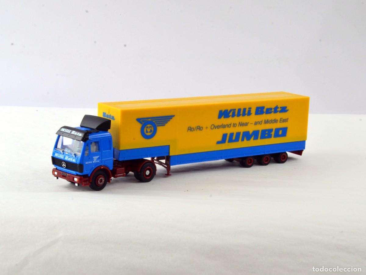 Coches a escala: Herpa Escala 1:87 H0 Cami&oacute;n Articulado Jumbo Mercedes Benz NG Willy Betz