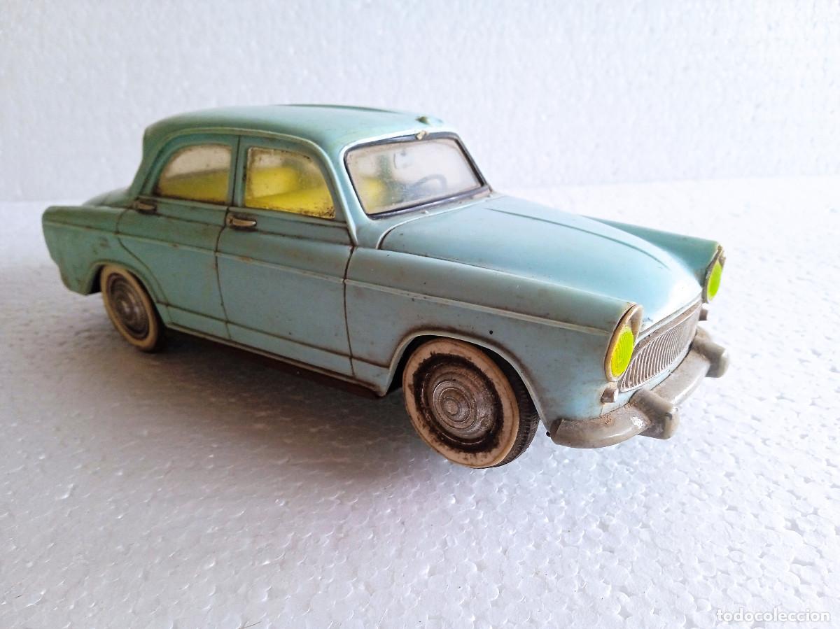 Coches a escala: simca a&ntilde;os 50 antiguo - Foto 1