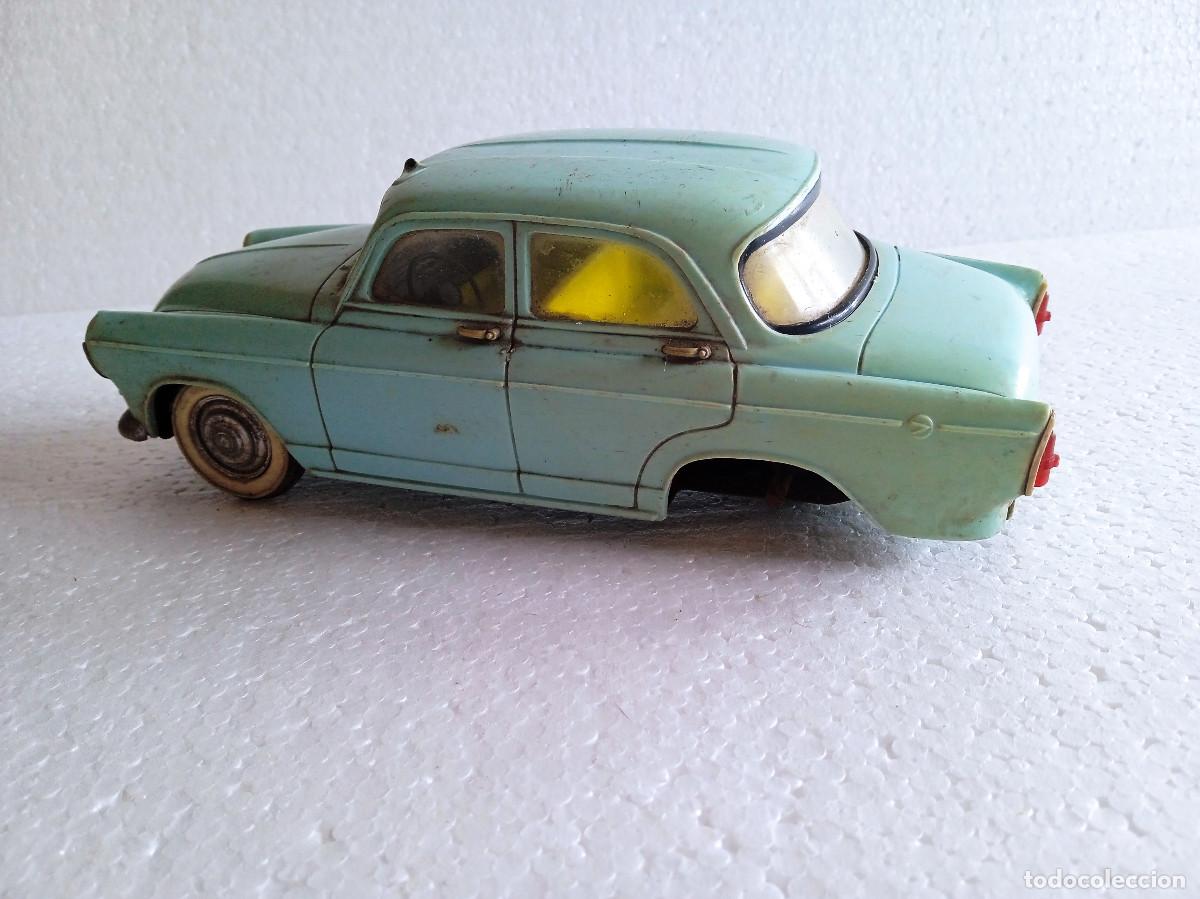 Coches a escala: simca a&ntilde;os 50 antiguo - Foto 2