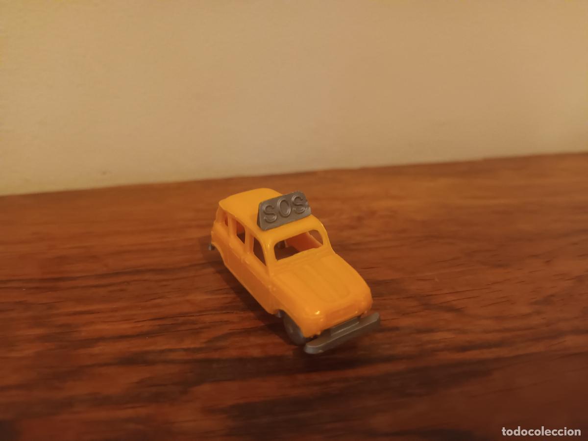 Coches a escala: COCHE RENAULT 4. EKO? SOS