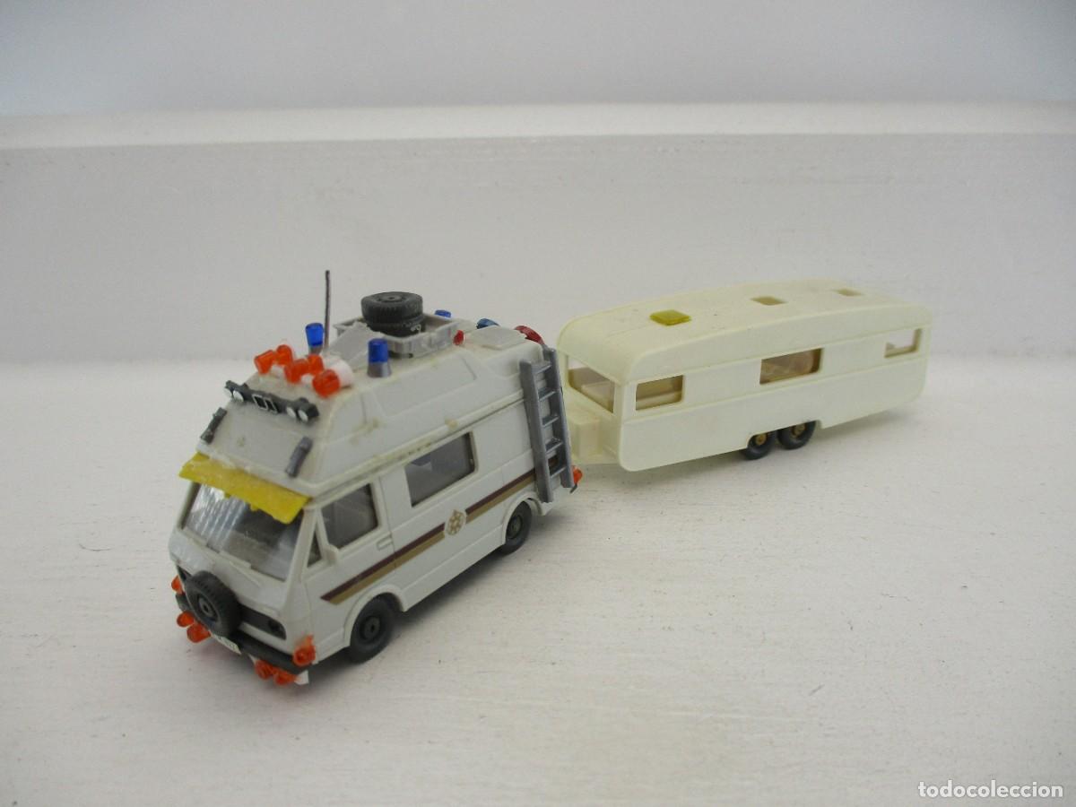 Coches a escala: COCHE ESCALA 1:87 REF CM
