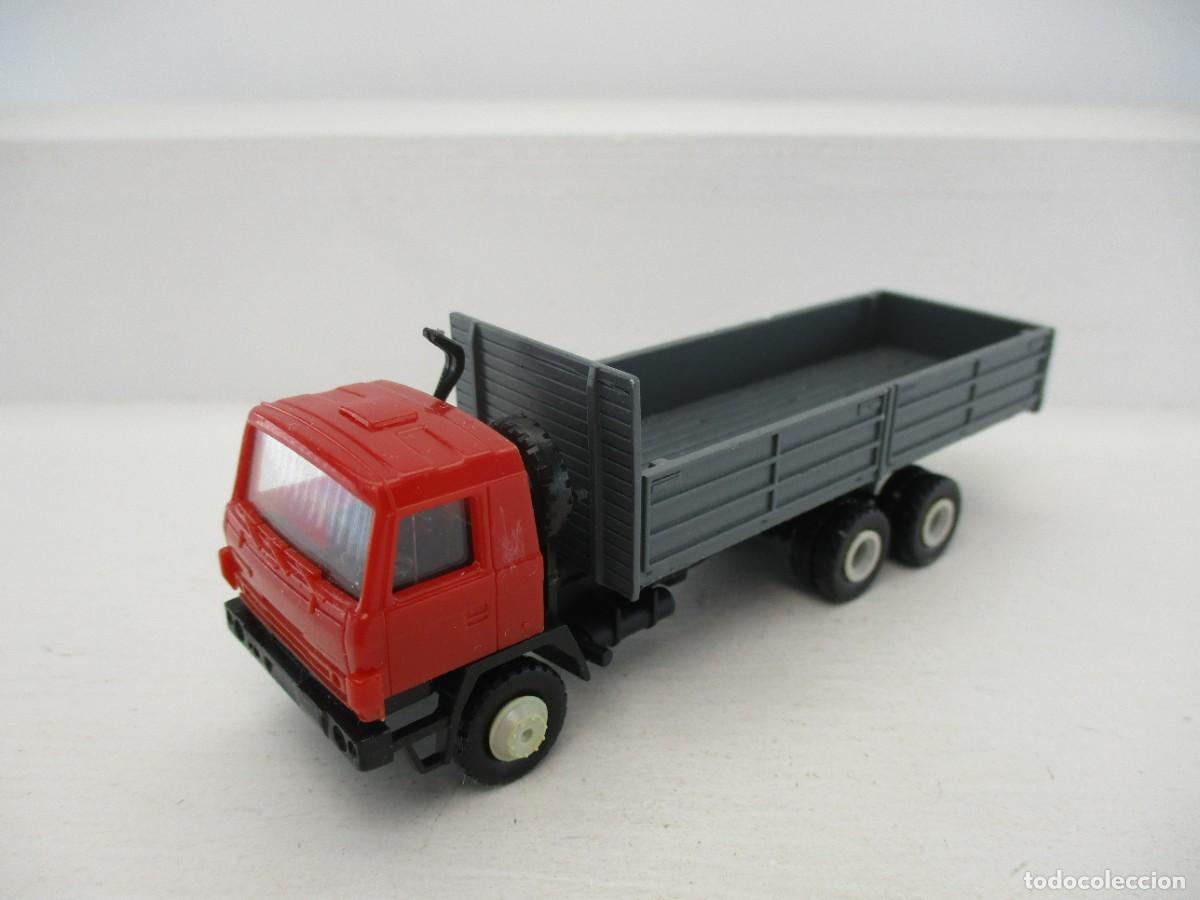 Coches a escala: CAMION ESCALA 1:87 REF DB