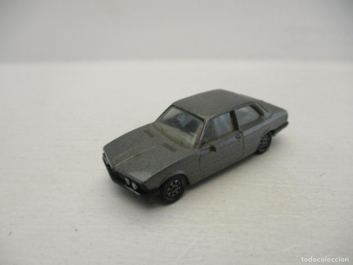 Coches a escala: COCHE ESCALA 1:87 REF C-3 - Foto 1