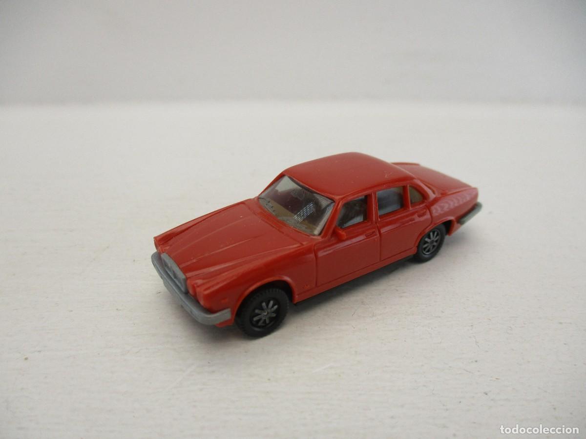 Coches a escala: COCHE ESCALA 1:87 REF C-3