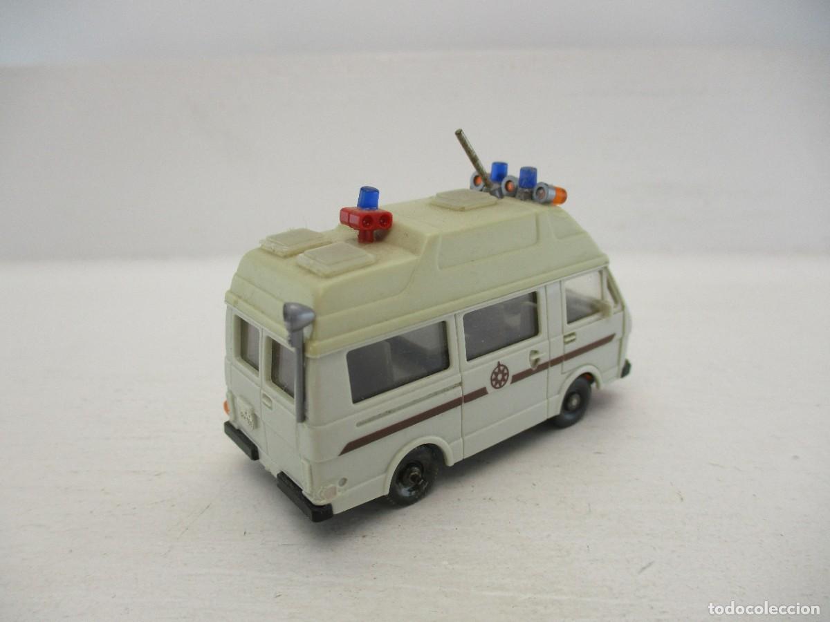 Coches a escala: COCHE ESCALA 1:87 REF C-3 - Foto 2