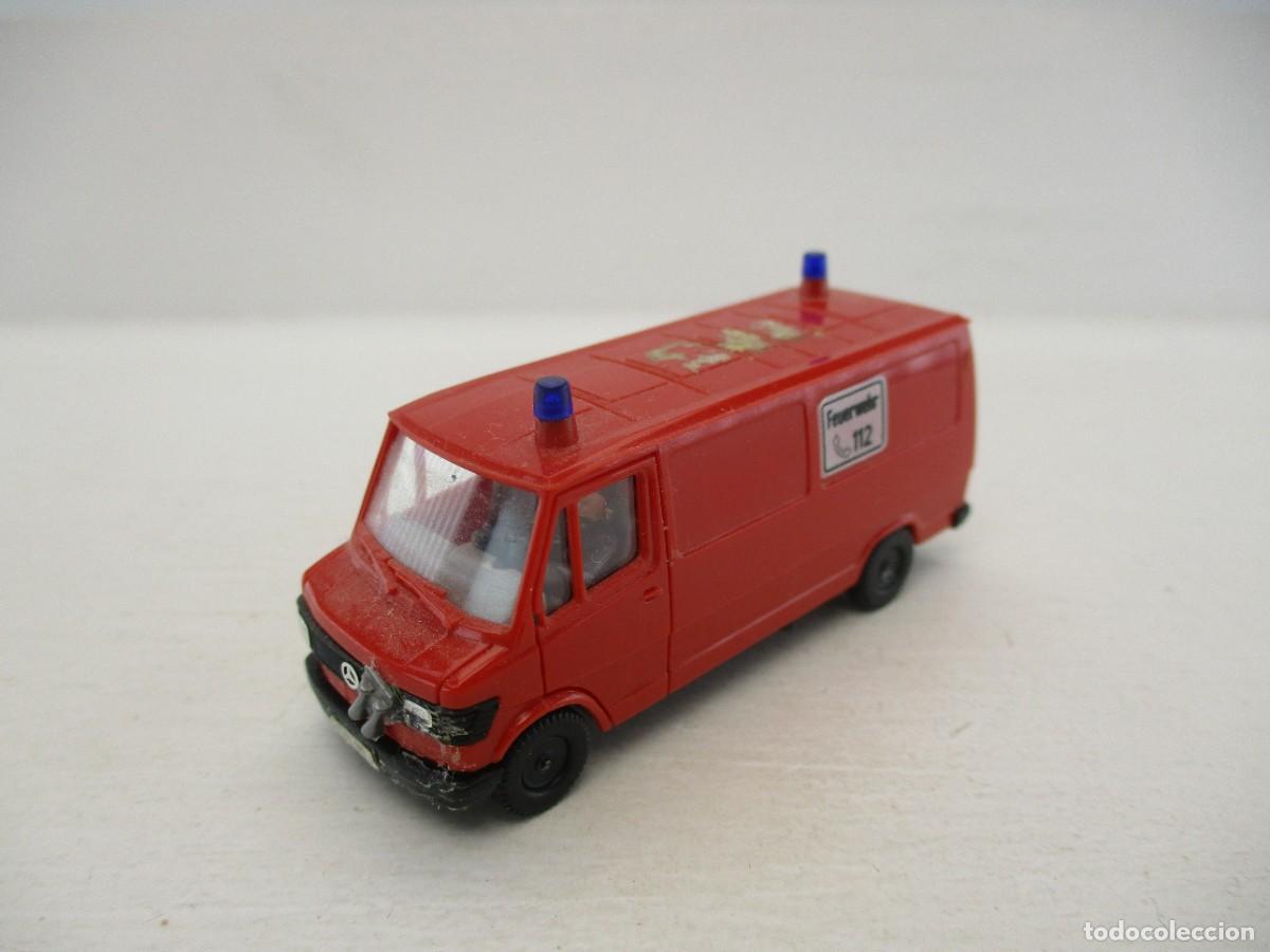 Coches a escala: COCHE ESCALA 1:87 REF C-3