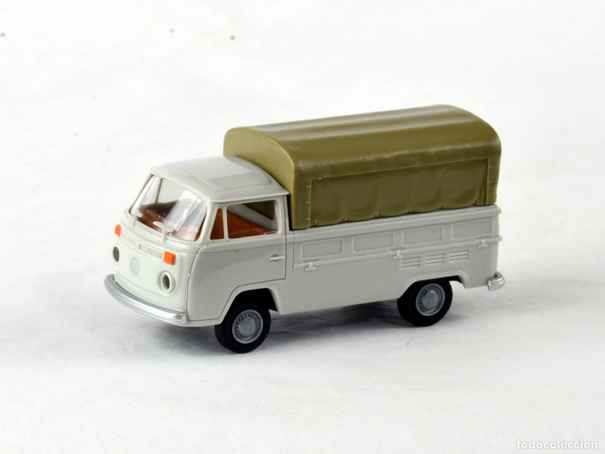 Coches a escala: Brekina Escala 1:87 H0 Volkswagen T2 Camioneta con Lona Impecable con Caja