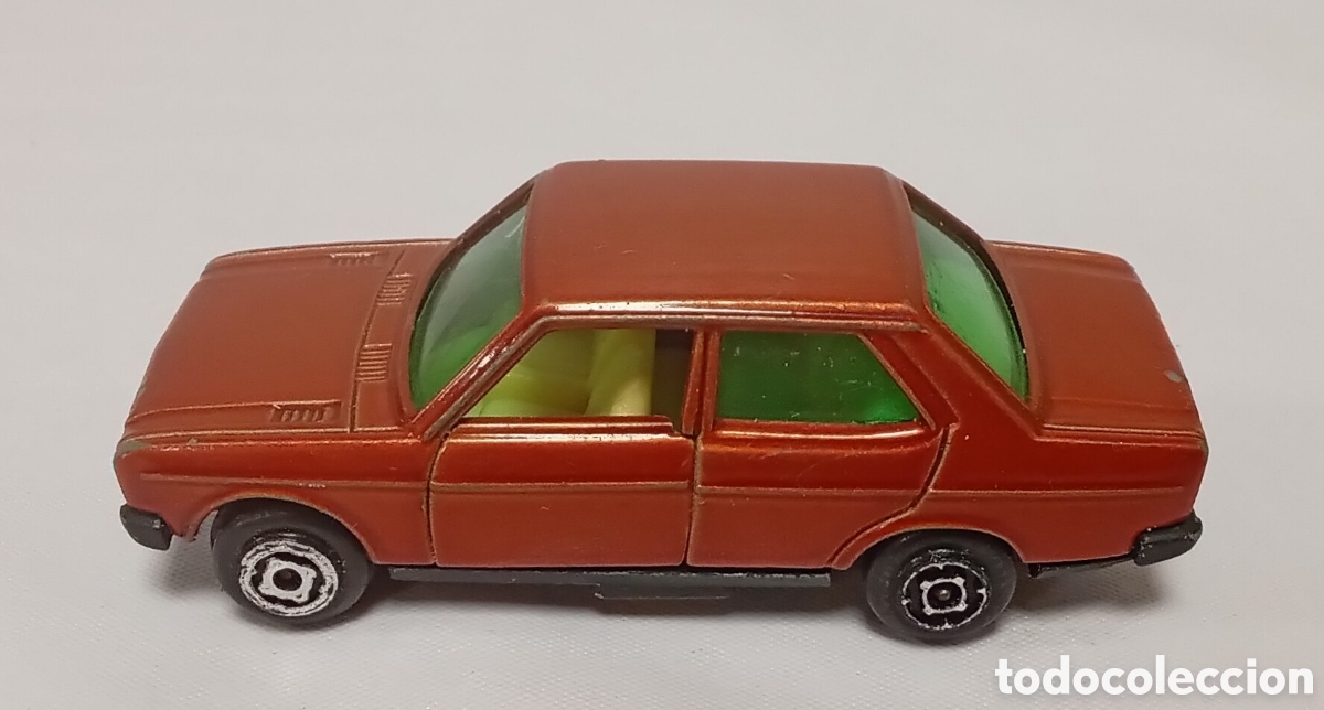 Coches a escala: Seat 131 Guisval esc 1:64 a&ntilde;os 80 Espa&ntilde;a