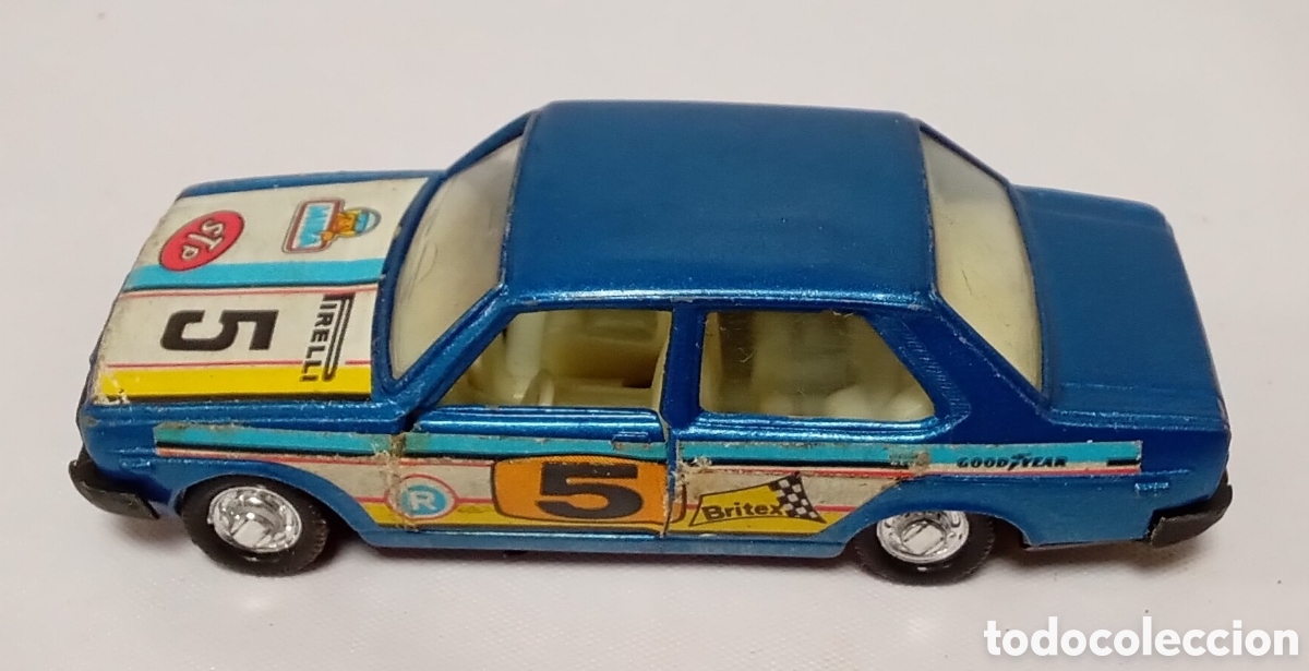 Coches a escala: Seat 131 E Mira esc 1:64 a&ntilde;os 80 Espa&ntilde;a