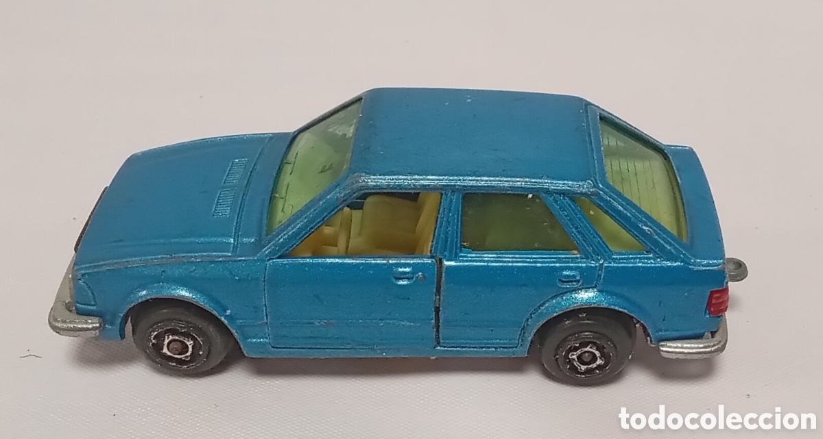 Coches a escala: Ford scort Guisval esc 1:64 a&ntilde;os 80 Espa&ntilde;a