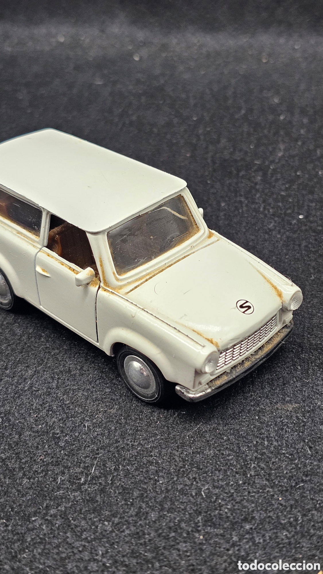 Coches a escala: Coche vintage carrocer&iacute;a de metal Trabant 601